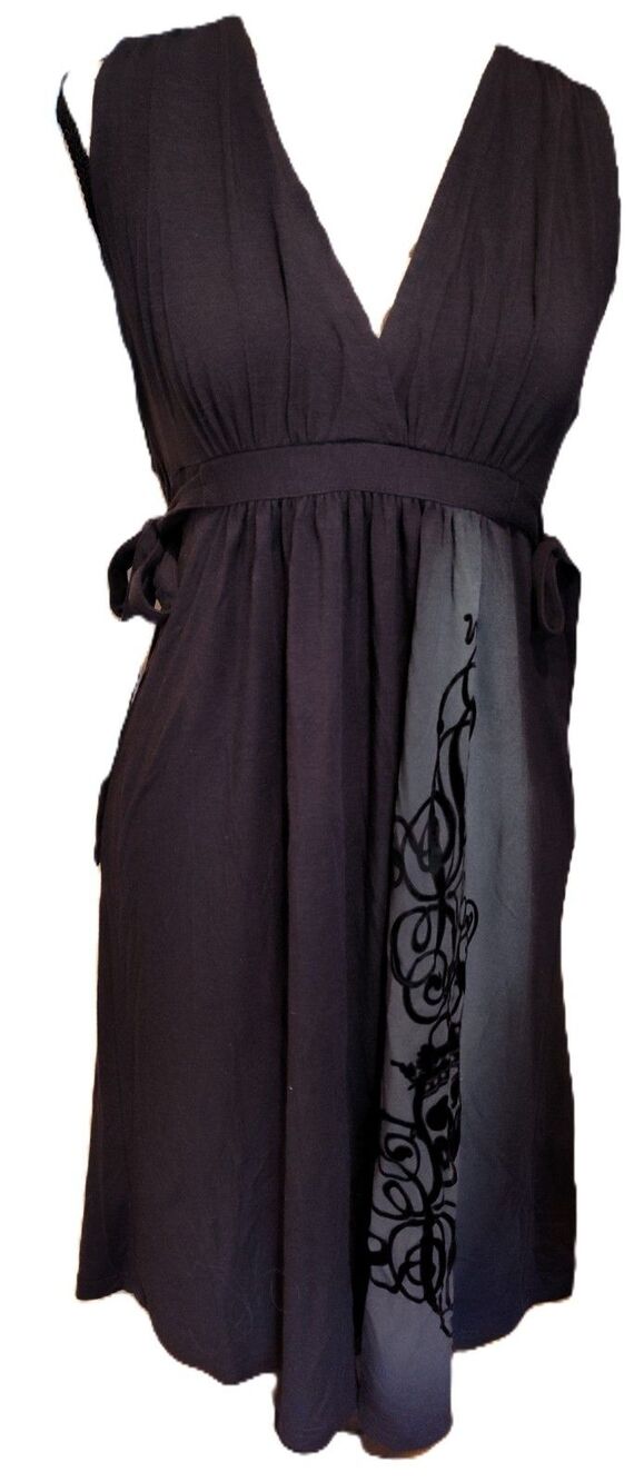 Disney Haunted Mansion Whimsy Goth Black Dress w Embellished Velvet Skull L